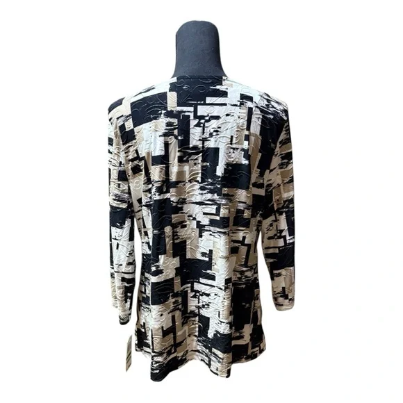 JM NWT Collection Black and White Fitted Graphic Blouse - Picture 5 of 7